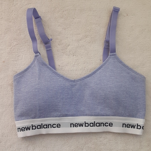 New Balance Other - NEW BALANCE Sports bra
